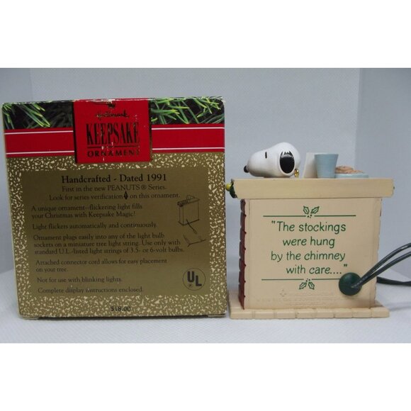 Hallmark Keepsake Ornament 1991 Snoopy Fireplace Magic Flickering Light untested - Picture 5 of 9